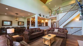 The Tippy Canoe | Luxurious 8BR Indoor Pool - Image 2
