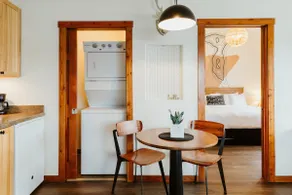 Mt. Merritt Suite Boutique Hotel Experience - Image 2