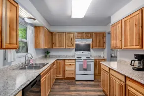 New Listing! Beautiful riverfront home wth hot tub - Image 3