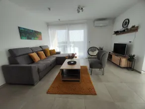 Fresh Beauty - lux apartment with 2 parking lots - Image 5