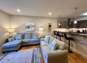 Quiet location, private, spacious unit! -2 - Image 2