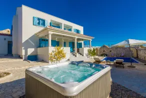 Wellness & Spa Villa Spirini Dvori - Image 2