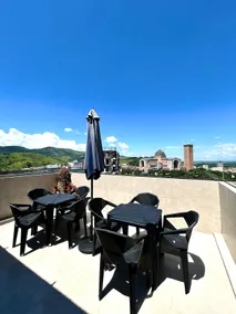 Large house in front of Igreja Velha, 50 meters from the Passarela - Image 3
