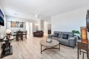 Cozy 2-bedroom single story home - Image 3