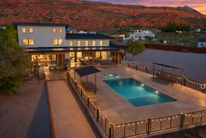 5 Bedroom All Suites-Private Pool & Desert Views - Image 3