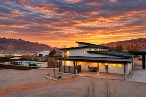 5 Bedroom All Suites-Private Pool & Desert Views - Image 2