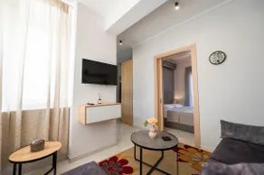 Calma Apartment (with private enclosed garage) - Image 4