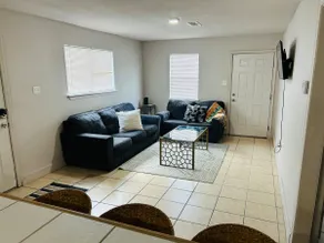 Cozy home 3 min from Juban Crossing - Image 3