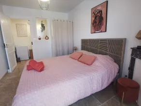 The ”pink” Teddy, air-conditioned, newly renovated - Image 4