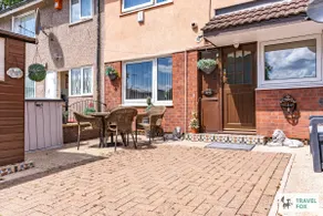 Central Aster House, 3 Bedrooms, Parking - Image 5