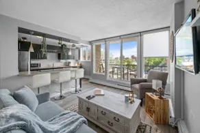 Nearby Saddledome | AC | Parking Central DT Condo - Image 2
