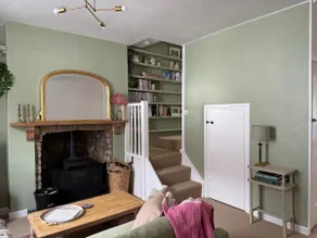 No. 10 - Grade II Townhouse in the Heart of Wells - Image 2