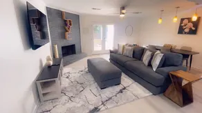 Stylish & Convenient 2bd, 2 1/2ba - Image 2