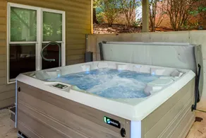 Blissful Lake Views + Hot Tub + Pool Table - Image 4