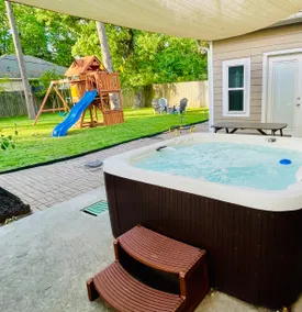 Pool + Hot Tub | 5BR Retreat | Near The Woodlands - Image 5