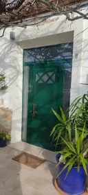 House near the beach - Image 3