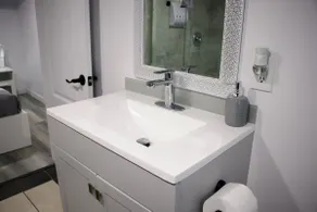 Comfy and clean newly reno home with Pvt parking - Image 4