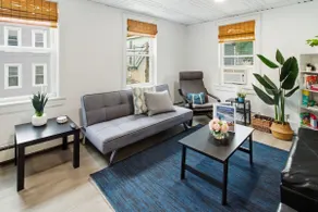 Bright 2BR by Boston Waterfront - Image 2