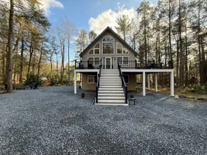 Newly Renovated Poconos Home | Spacious & Cozy - Image 2