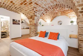 CASA GAH and the narrowest alley in Italy - Image 5