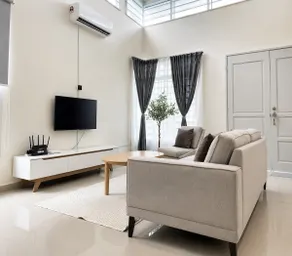 Cozy Private Pool Homestay • 15 Guests • BBQ • Melaka - Image 4