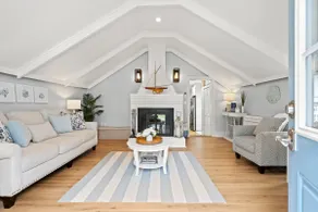 Shore Cottage • Peaceful Coastal Retreat - Image 3
