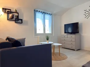 Le chalet des Rosiers - 34 m² apartment - 5 min from the station - Image 2