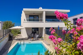 Villa LARUS with private pool - Image 2