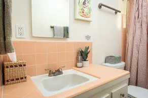 Holly Hideaway - Image 5