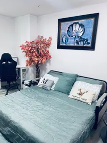 Modern 2 bedroom guest suite - Image 3