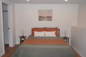 Luna Park Hill Suite in West Seattle - Image 3