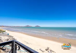Casa Palmas: Beachfront Rental - Image 2