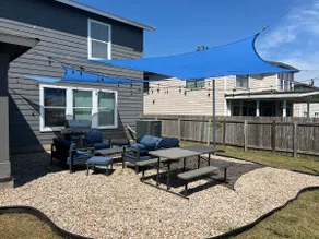 Modernized Retreat: Pool, Hot Tub, EV & Arcade! - Image 5