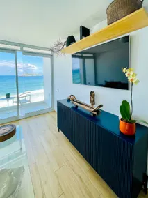 Between Sea, Mountain and City - Apt 112-B - Image 3