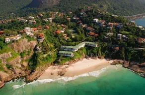 Between Sea, Mountain and City - Apt 112-B - Image 2