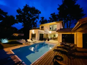 Villa pool for 10 people - 10 minutes from Contis - Image 3