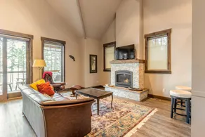 2BR wilderness retreat w/ fireplace, deck, & grill - Image 5