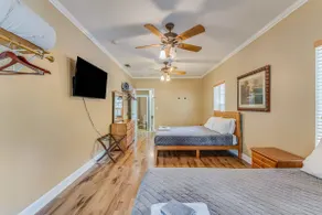Crystal River Suite - Image 2