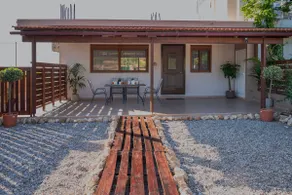 Paradise Family Home in Paradisi near the Beach - Image 5