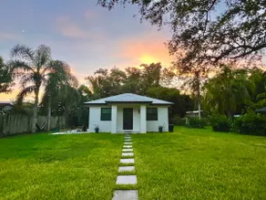 @RedlandBungalow - Image 3