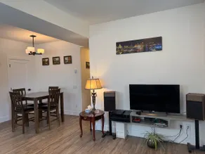 Victoria Langford 2 Bedrooms - Image 3