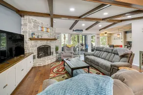Lakefront Hot Springs Vacation Rental w/ Dock! - Image 3