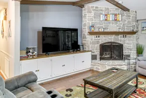 Lakefront Hot Springs Vacation Rental w/ Dock! - Image 4