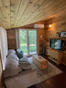 Cozy Cabin. No cleaning fee. No pets - Image 5