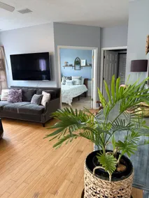 Grand Park spacious home-Ruoff-7 Beds sleeps 14 - Image 3