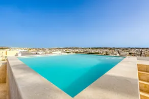 Central POOL Penthouse, by Annitchka boutique - Image 5