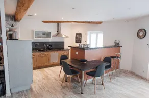 Cozy and air-conditioned apartment - Image 5