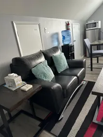 Winnipeg Spotless | Furnished 4BR Home | 30 Days+ - Image 2