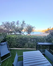 Le Neuburg: Beachfront, Sea View, Pool, AC - Image 2