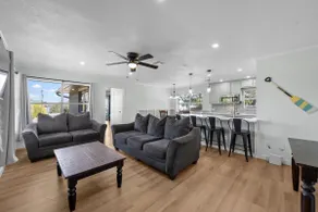 Renovated Lake View Retreat - Image 3